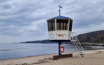 Der Olympia-Rettungsturm 1972 in Heikendorf muss leben – Eilantrag gegen Abriss eingereicht